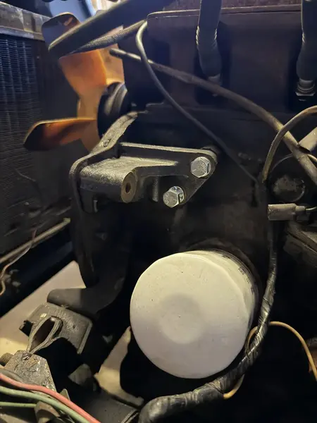 04-the-lower-alternator-bra.webp